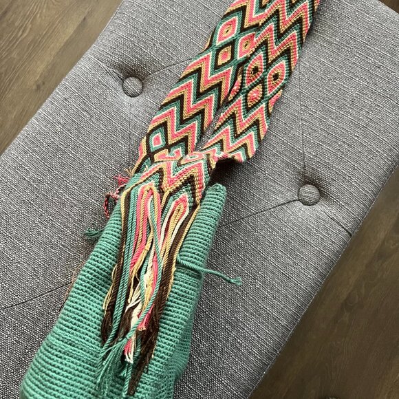 Knit Bucket Crossbody / Should Bag - Picture 3 of 6